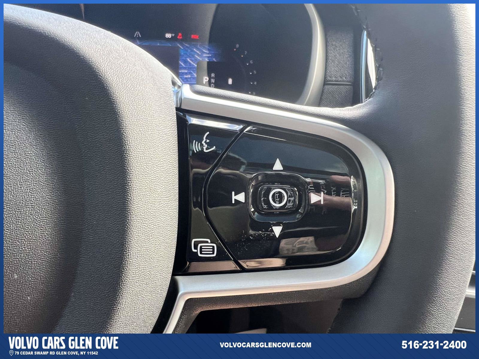 Used 2026 Volvo XC90 B5 Core w/ Protection Package AWD/4WD image 23