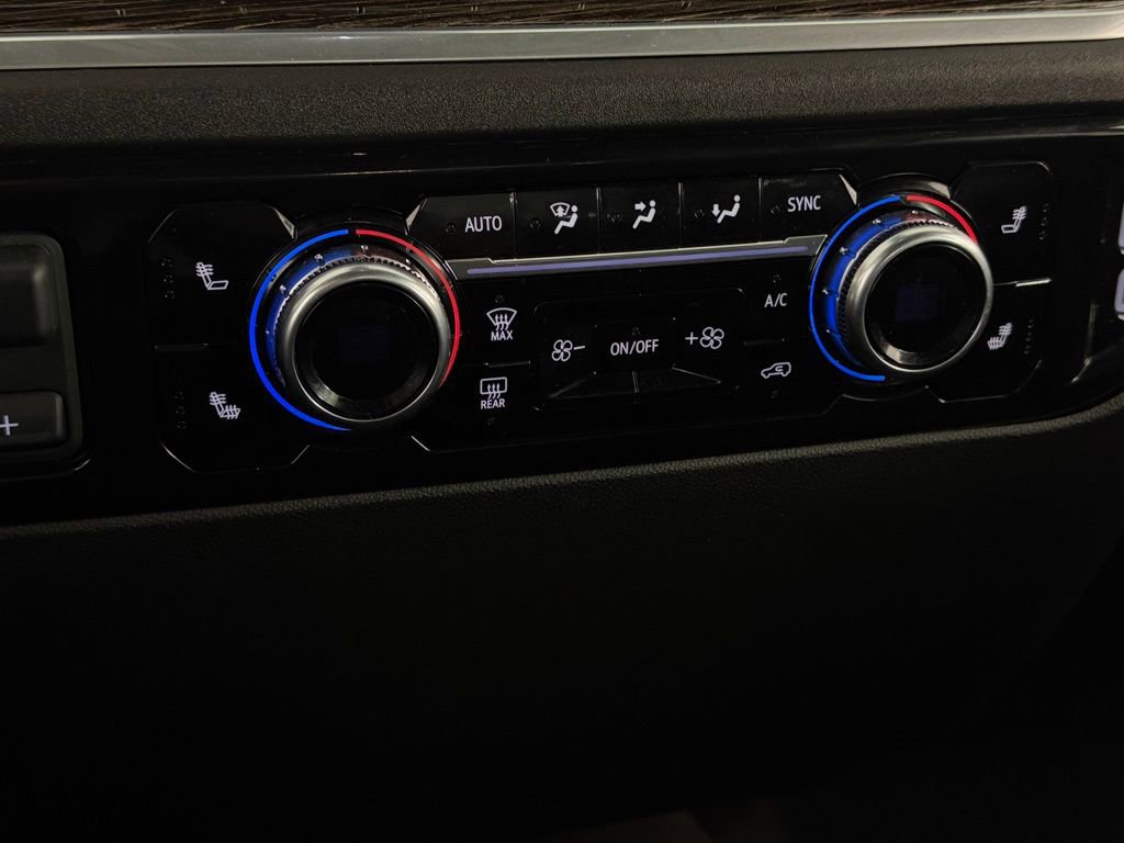 Used 2024 GMC Sierra 1500 SLE w/ X31 Off-Road Package image 18