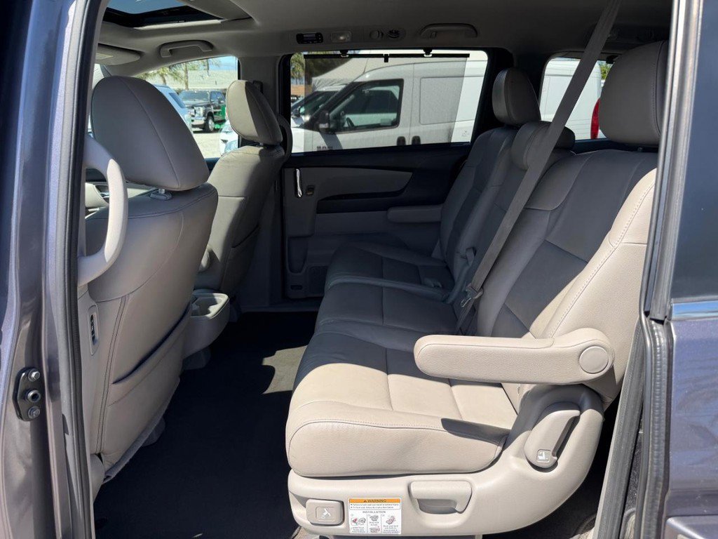 Used 2015 Honda Odyssey EX-L image 42