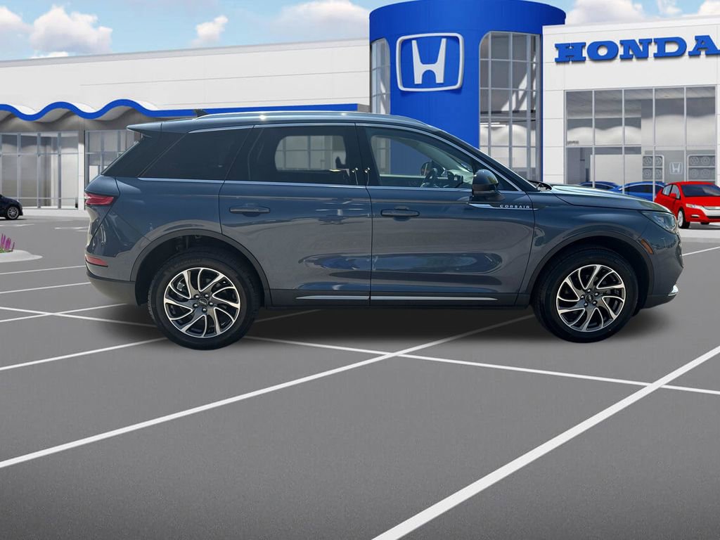 Used 2022 Lincoln Corsair AWD w/ Equipment Group 101A image 10