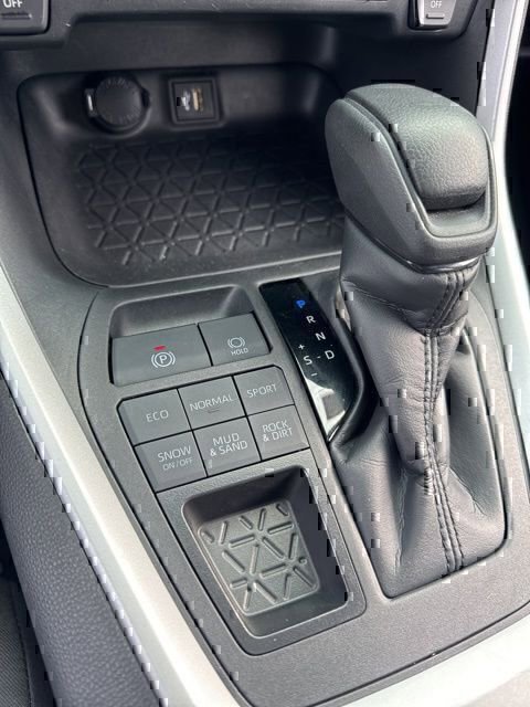 Certified 2024 Toyota RAV4 XLE image 23