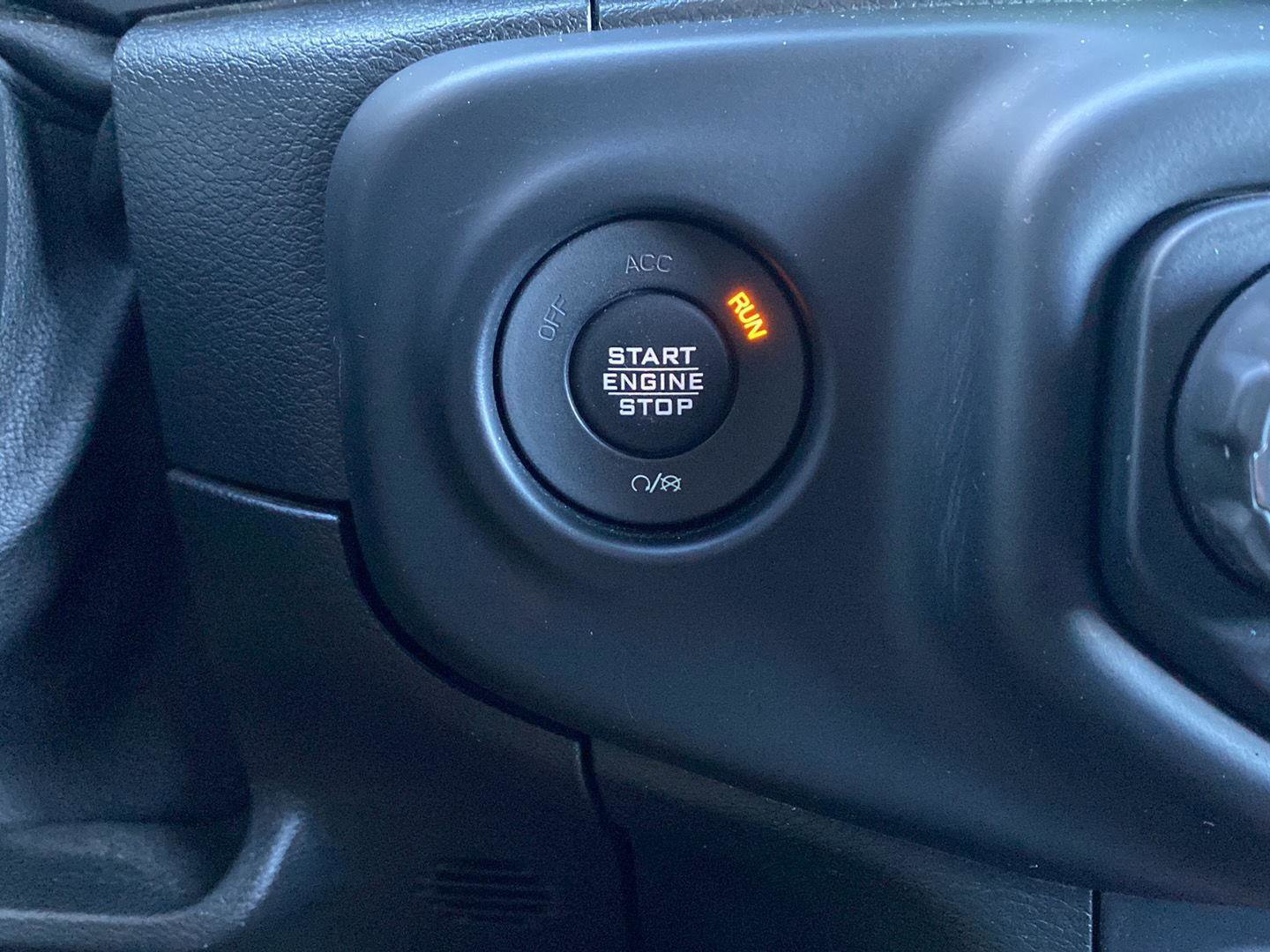 Used 2019 Jeep Wrangler Unlimited Sahara image 14