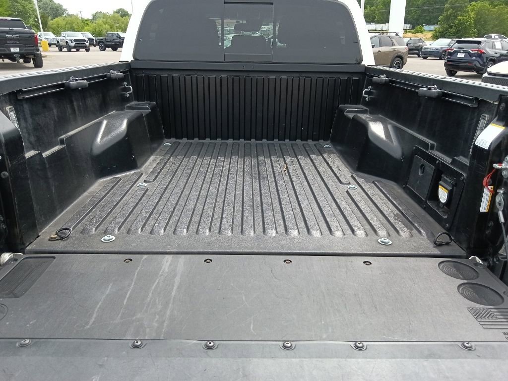 Used 2021 Toyota Tacoma TRD Off-Road w/ Technology Package AWD/4WD image 27