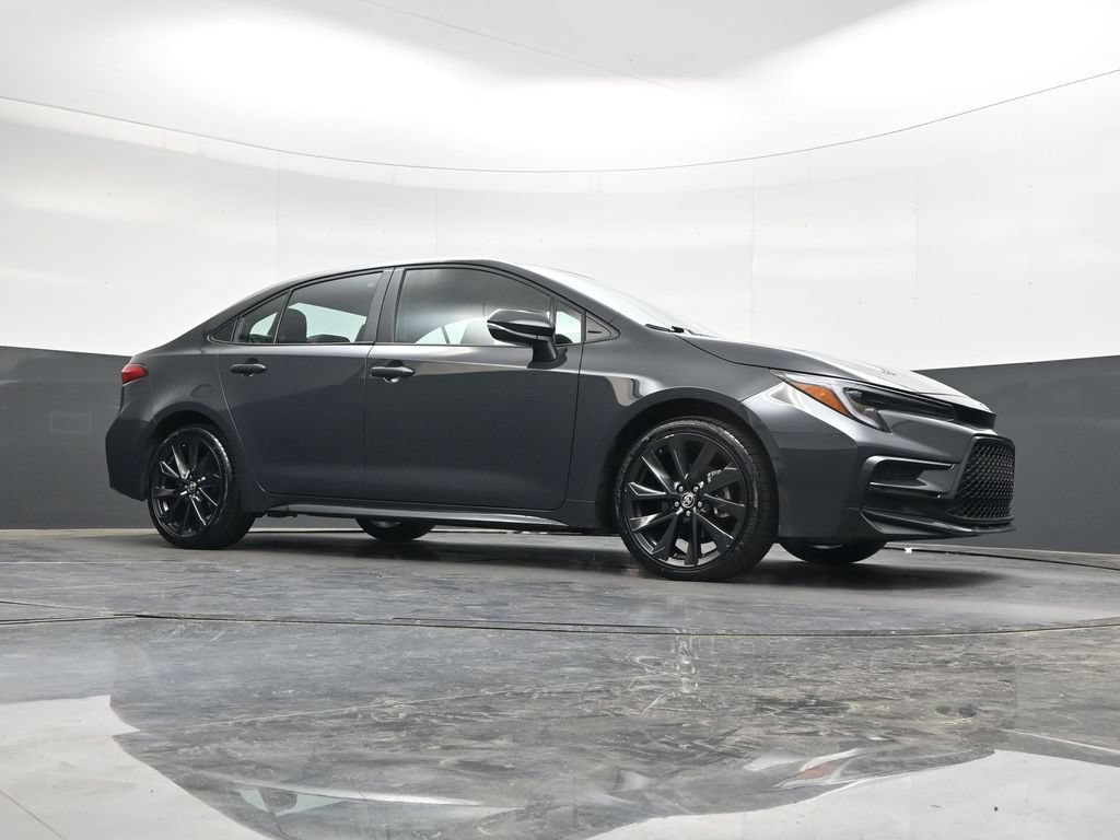 Used 2023 Toyota Corolla XSE FWD image 30