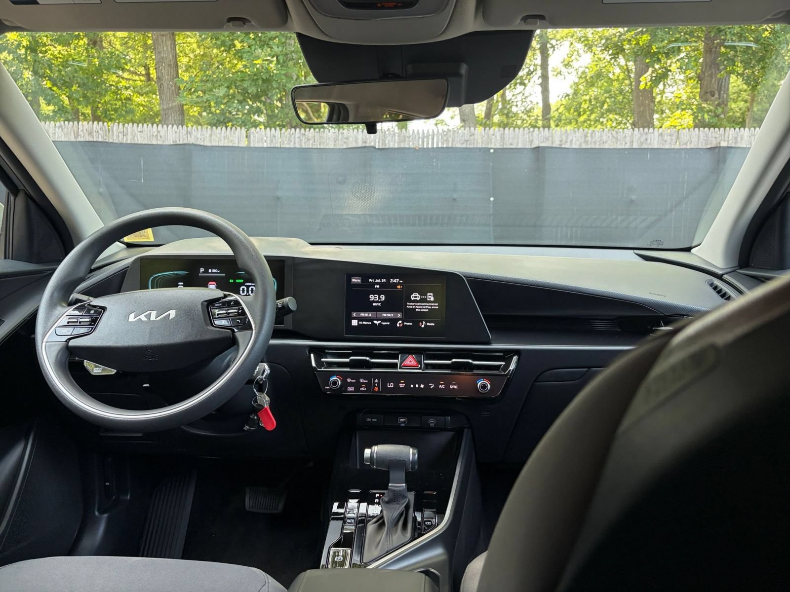 Used 2026 Kia Niro LX FWD image 31
