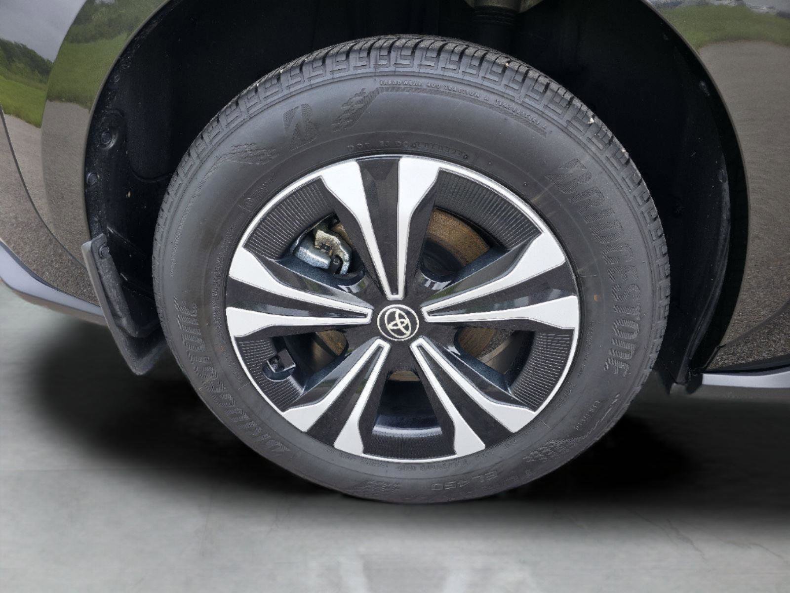 Used 2024 Toyota bZ4X XLE image 12