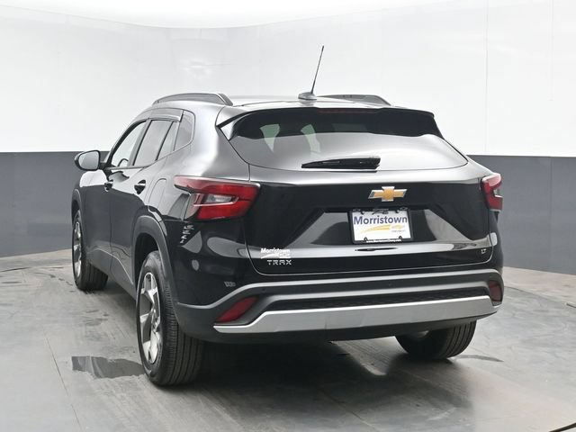 Used 2026 Chevrolet Trax LT w/ Driver Confidence Package FWD image 12