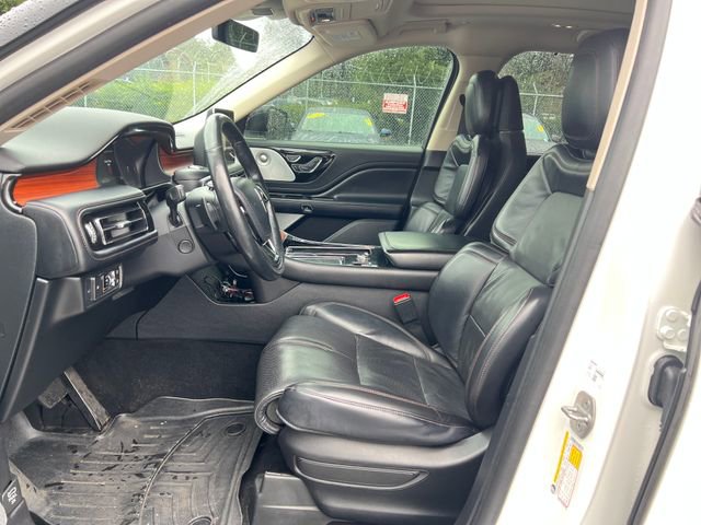 Used 2020 Lincoln Aviator Reserve w/ Equipment Group 202A image 19
