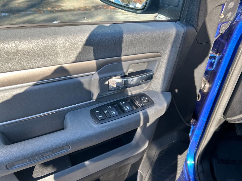 Used 2014 RAM 2500 SLT image 16