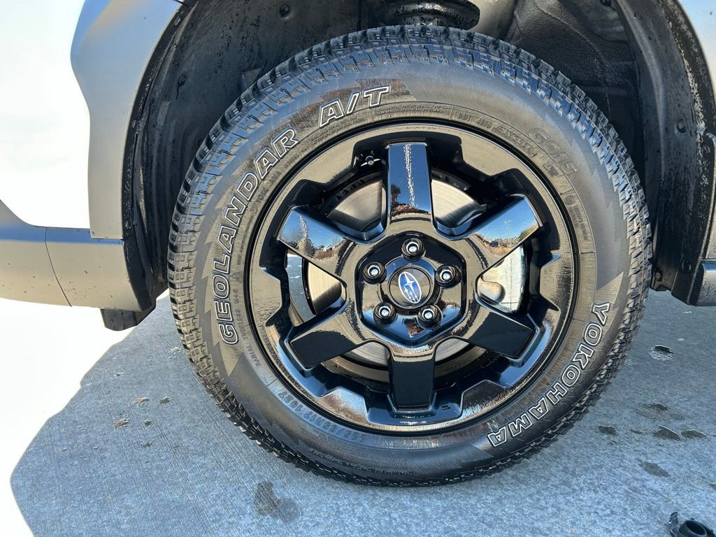 Used 2025 Subaru Outback Wilderness AWD/4WD image 33