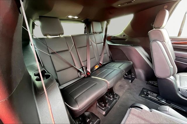Used 2023 Cadillac Escalade Premium Luxury w/ Performance Package image 18