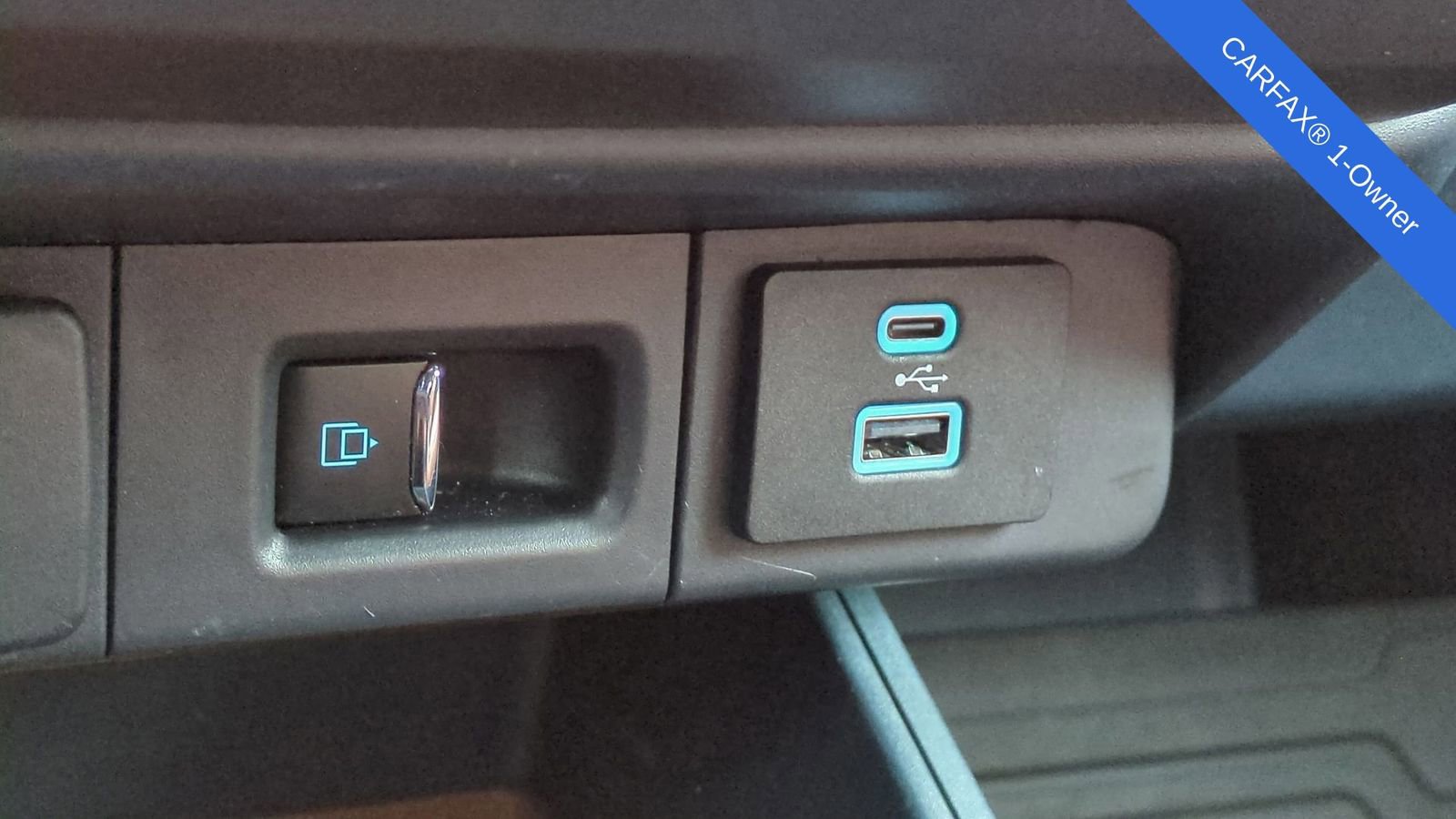 Used 2023 Ford Maverick Lariat w/ Lariat Luxury Package image 38