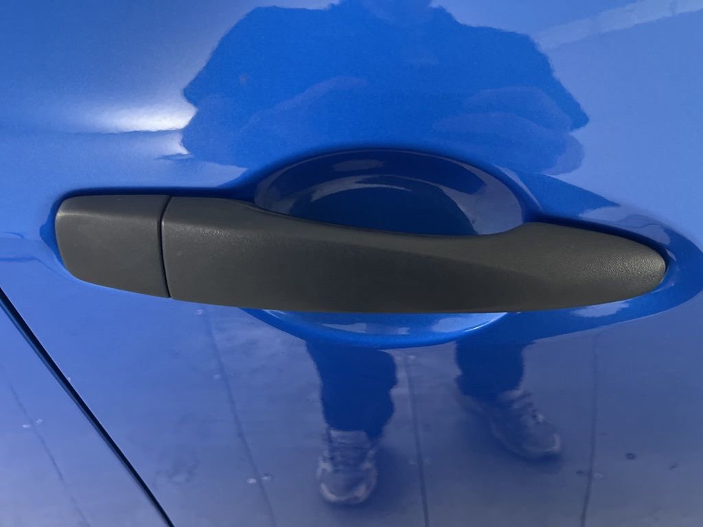 Used 2021 Nissan Kicks S image 46