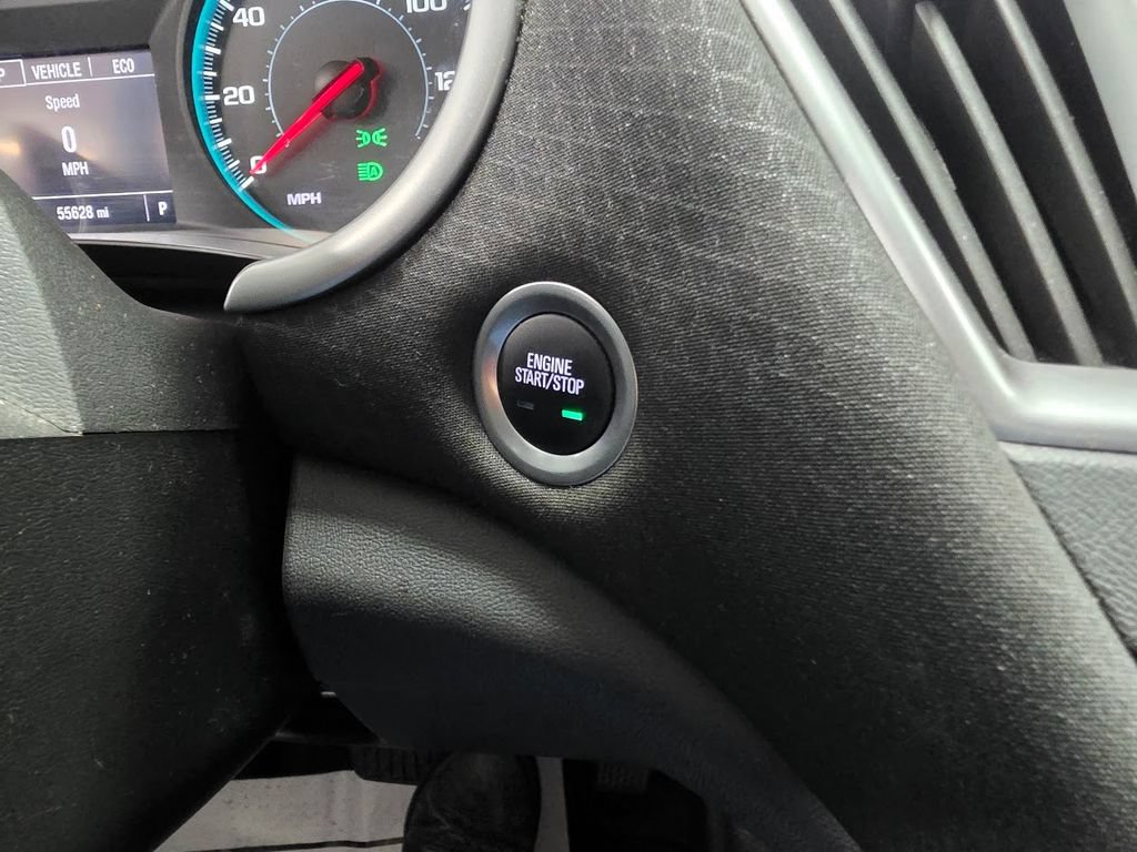 Used 2025 Chevrolet Malibu LT FWD image 20