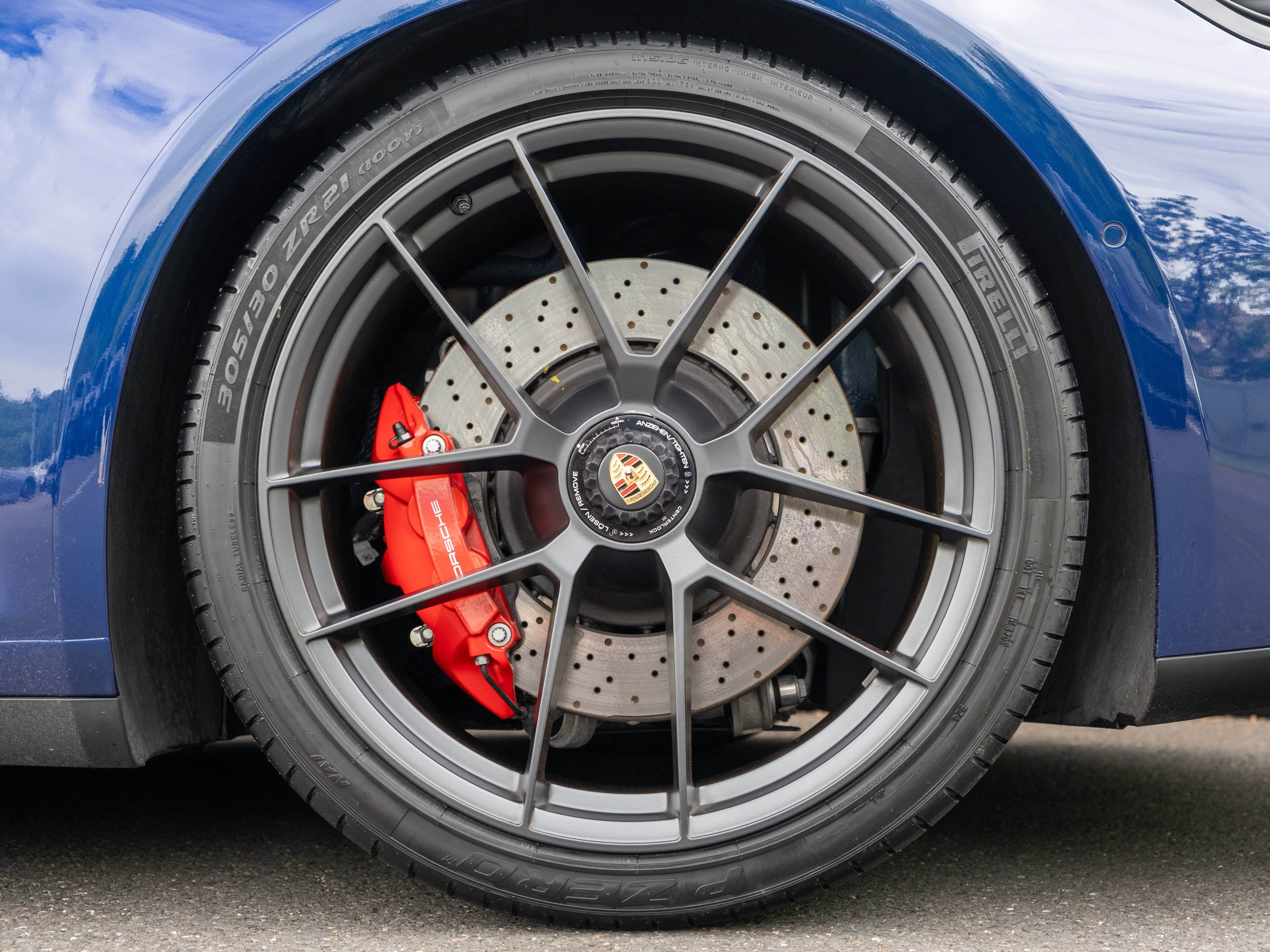 Certified 2025 Porsche 911 Carrera GTS RWD image 13