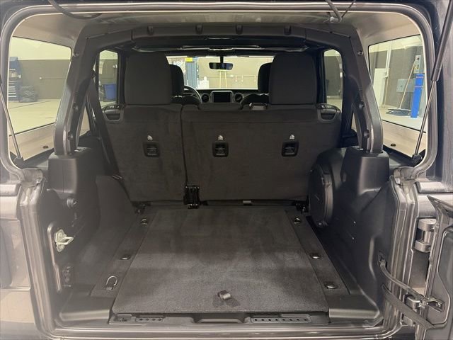 Used 2023 Jeep Wrangler Willys image 15