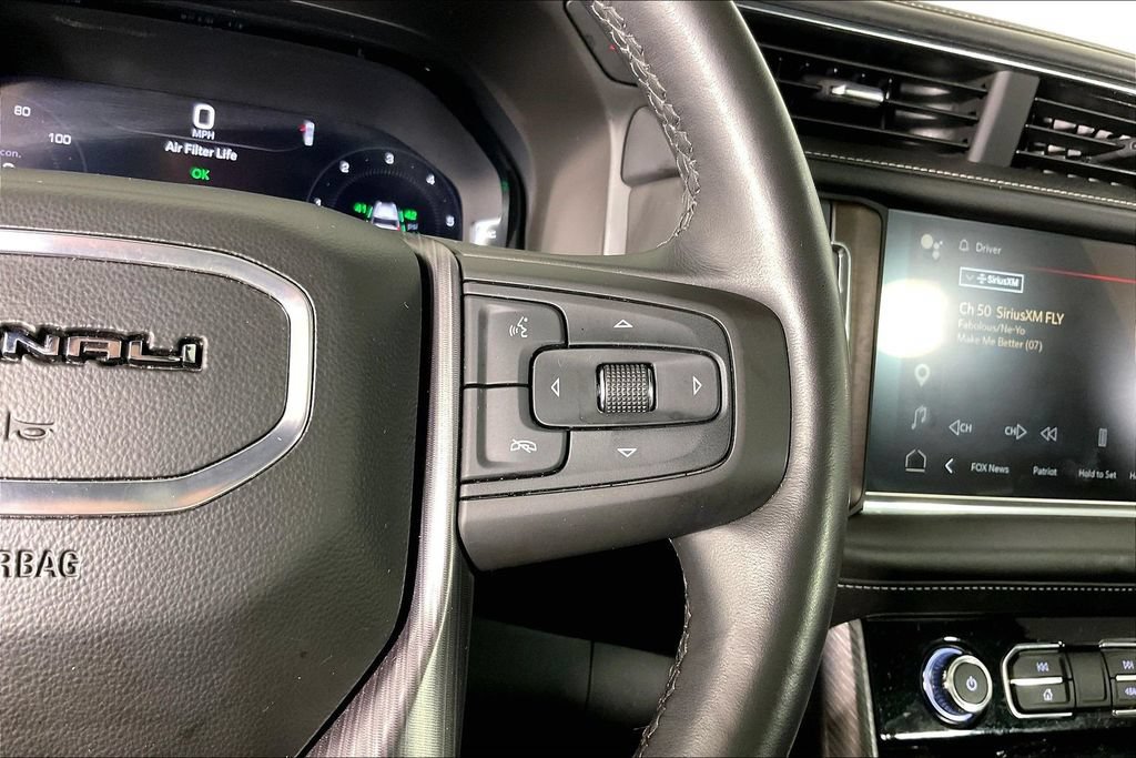 Used 2023 GMC Yukon Denali Ultimate AWD/4WD image 27