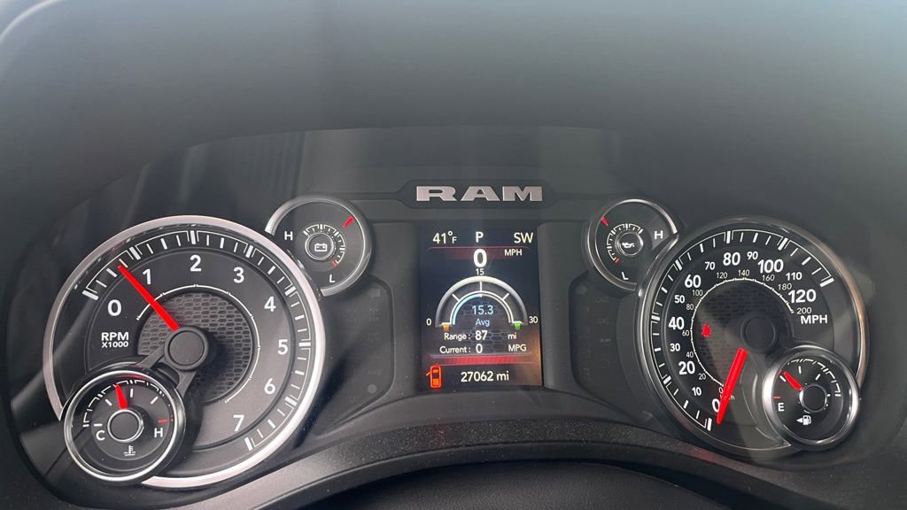 Used 2023 RAM 1500 Big Horn image 27