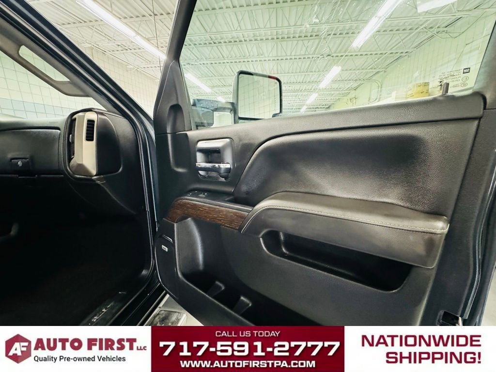 Used 2017 GMC Sierra 3500 Denali w/ Duramax Plus Package image 26