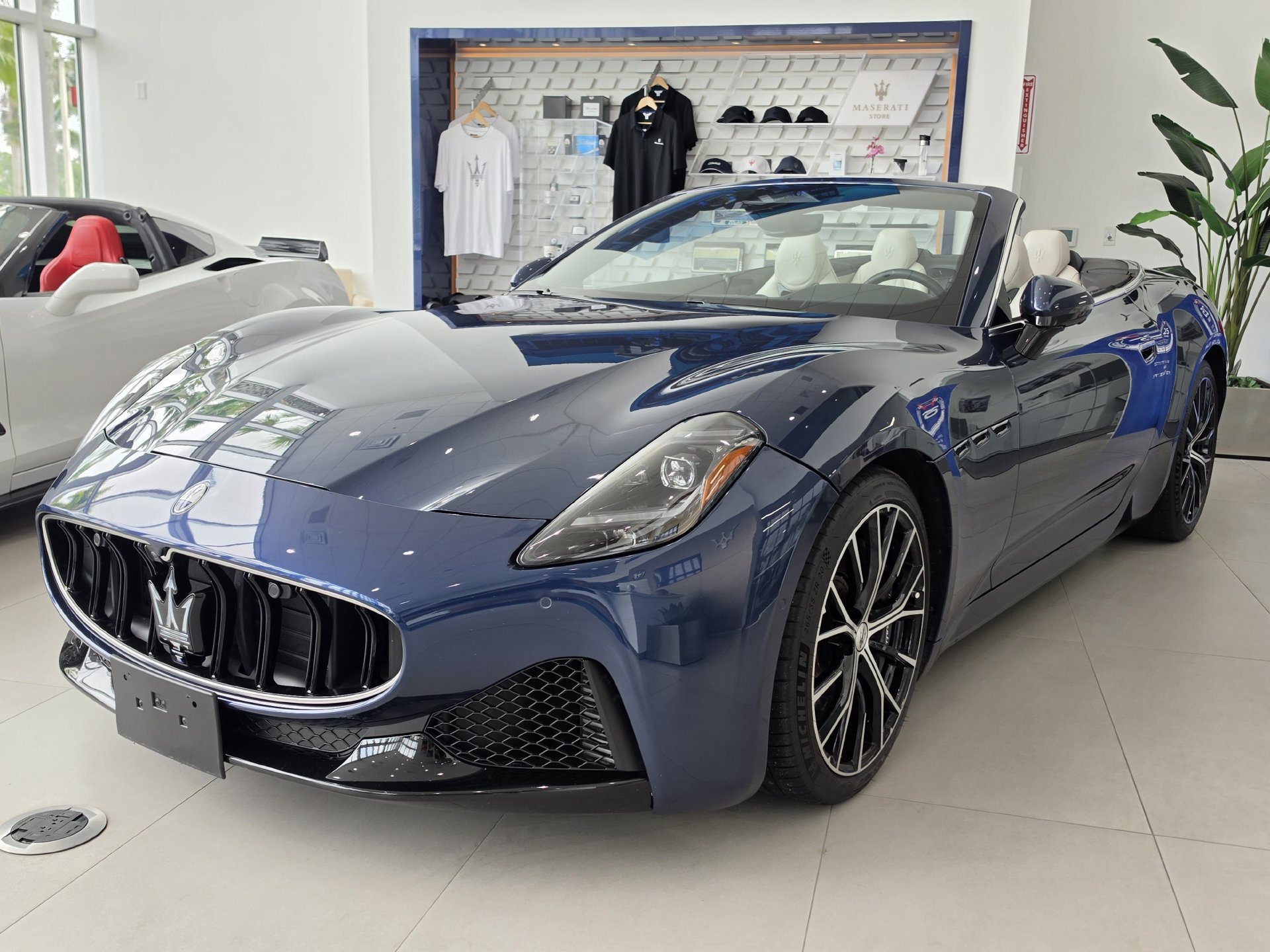 Used 2026 Maserati GranCabrio Modena AWD/4WD image 29