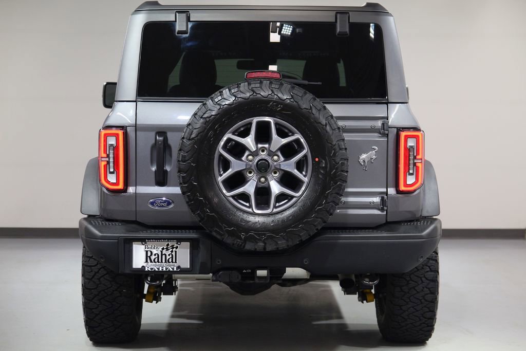 Used 2024 Ford Bronco Badlands image 16