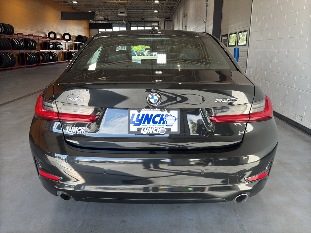Used 2020 BMW 330i xDrive Sedan w/ Premium Package AWD/4WD image 3