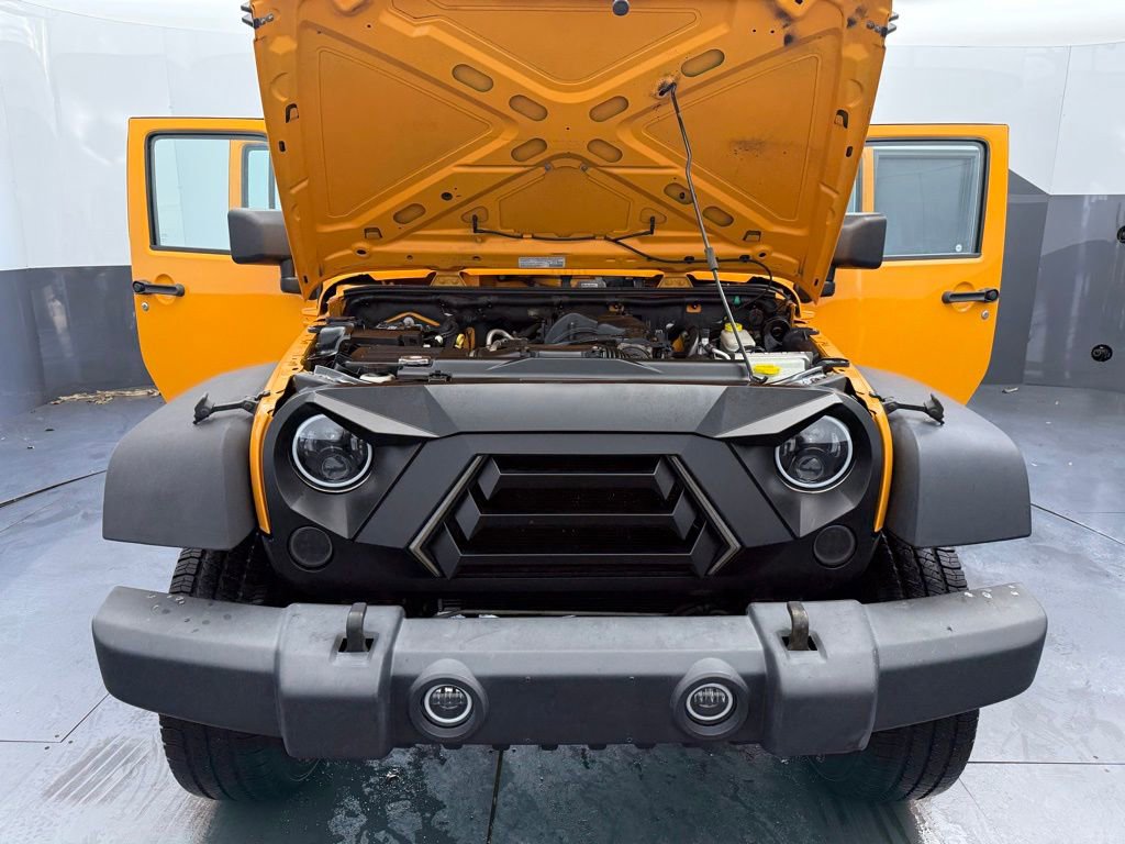 Used 2013 Jeep Wrangler Unlimited Sport image 15