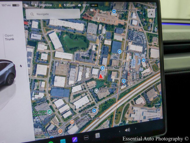 Used 2026 Tesla Model Y AWD image 18