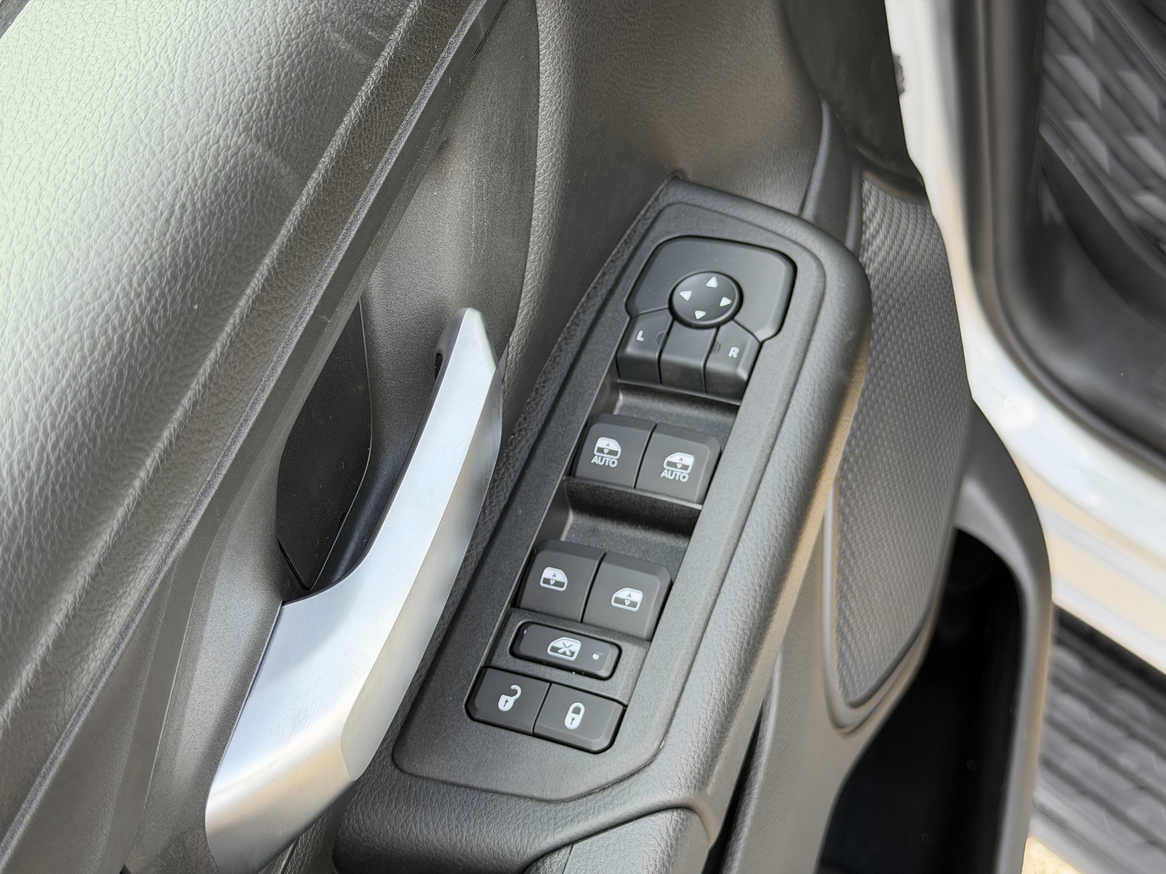 New 2026 RAM 1500 Warlock AWD/4WD image 15