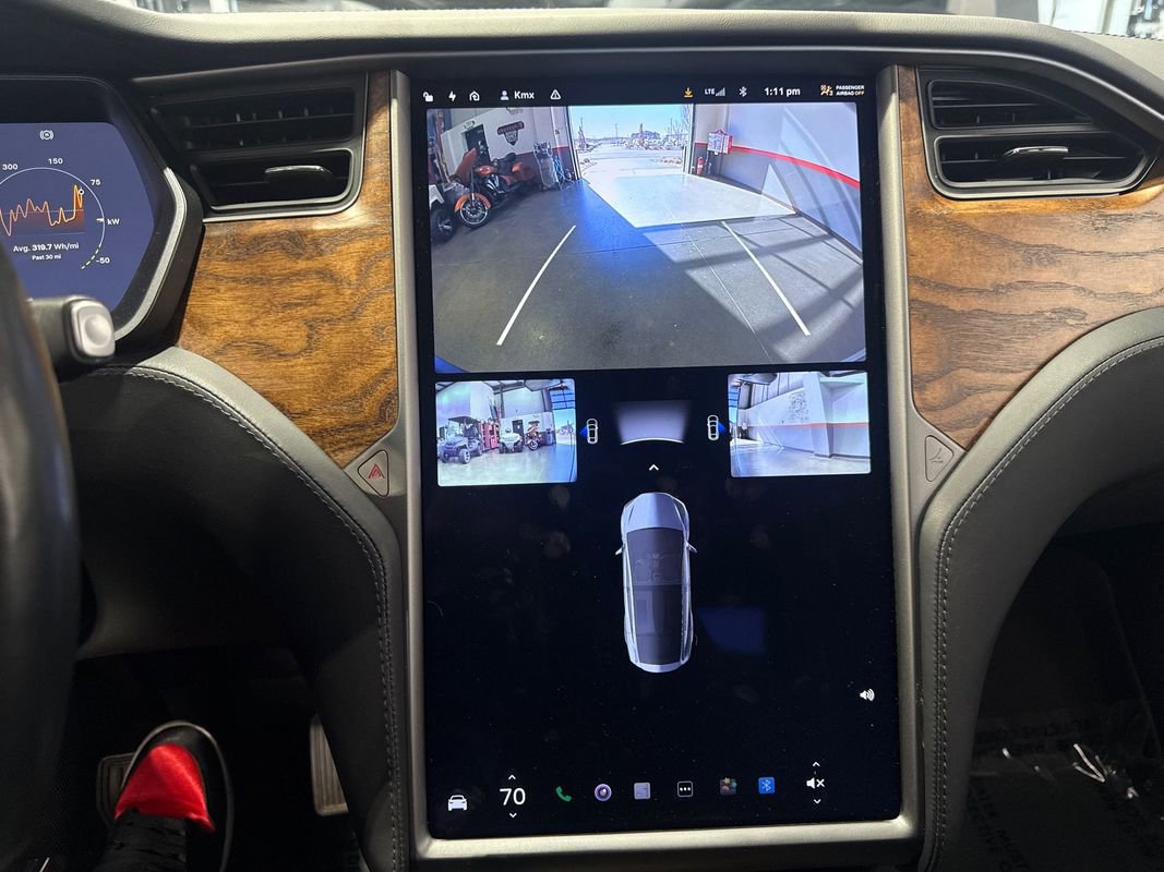 Used 2020 Tesla Model X image 92