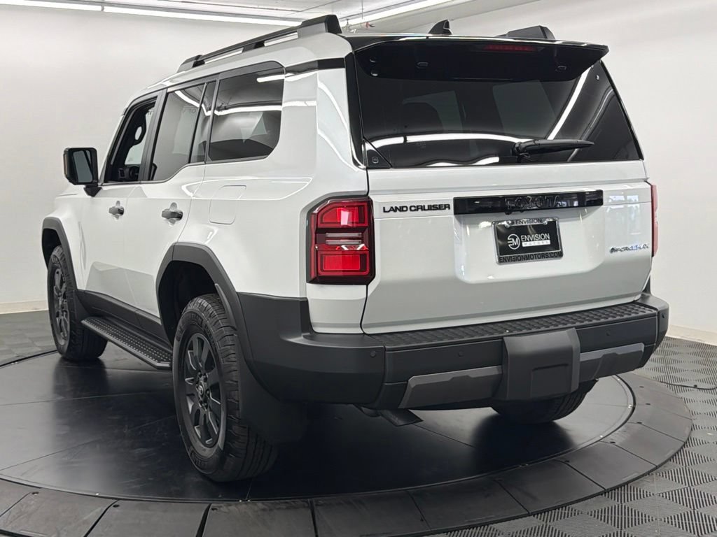 Used 2027 Toyota Land Cruiser AWD/4WD image 12