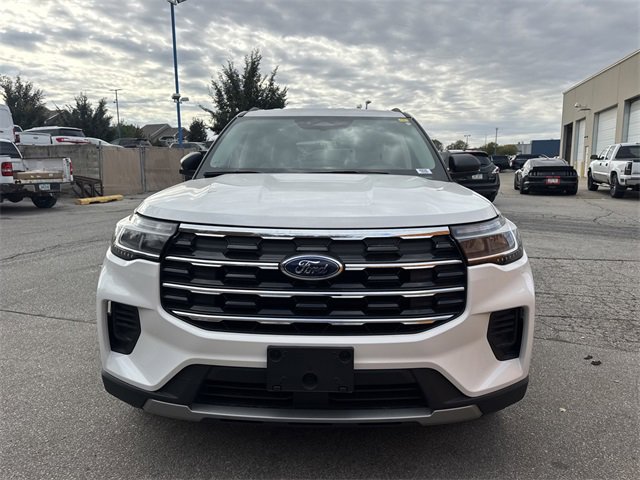 New 2026 Ford Explorer Active image 3