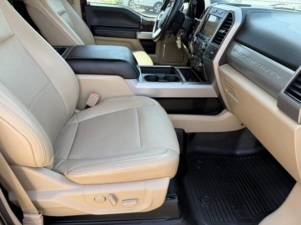 Used 2019 Ford F550 4x4 Crew Cab Super Duty image 17