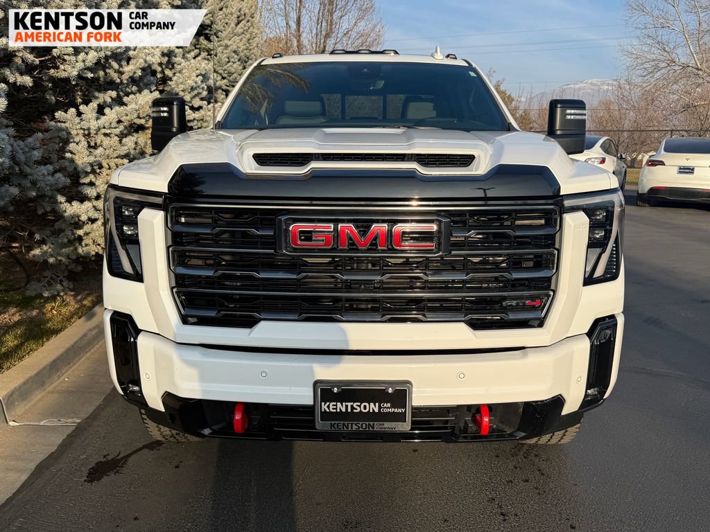 Used 2025 GMC Sierra 2500 AT4 w/ AT4 Premium Plus Package image 2