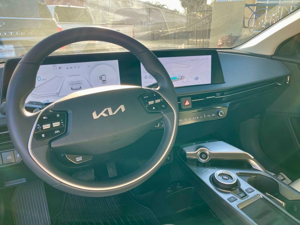 Used 2024 Kia EV6 Light image 12