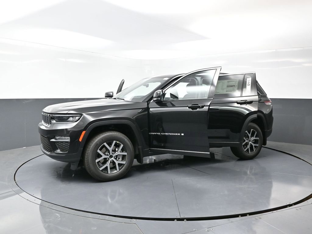 New 2025 Jeep Grand Cherokee Limited w/ Trailer Tow Package image 40