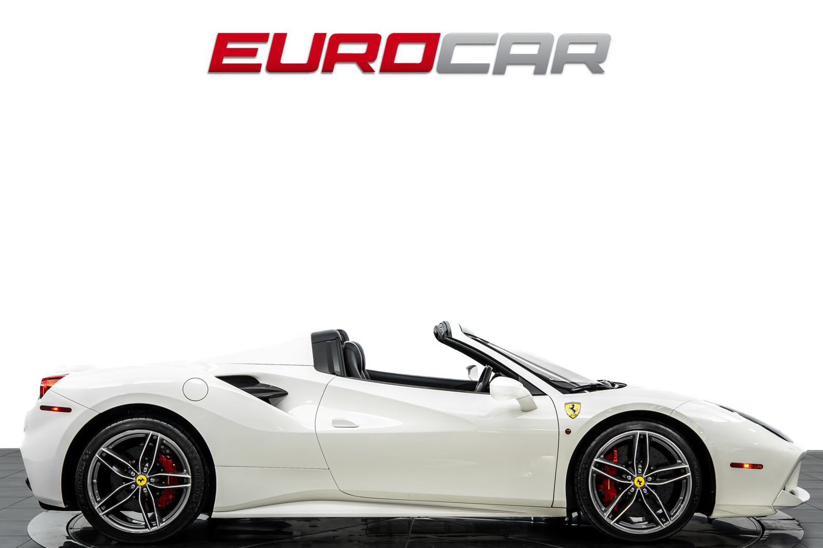 Used 2019 Ferrari 488 Spider RWD image 8