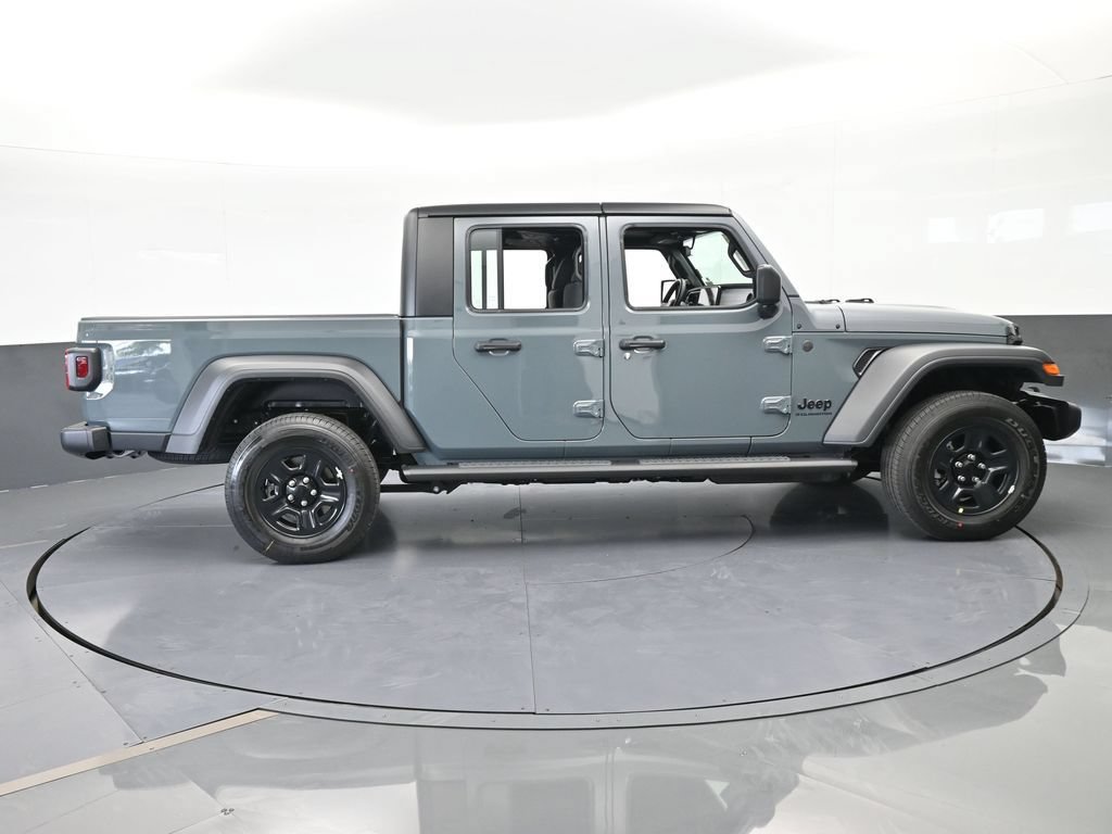 New 2026 Jeep Gladiator Sport AWD/4WD image 7