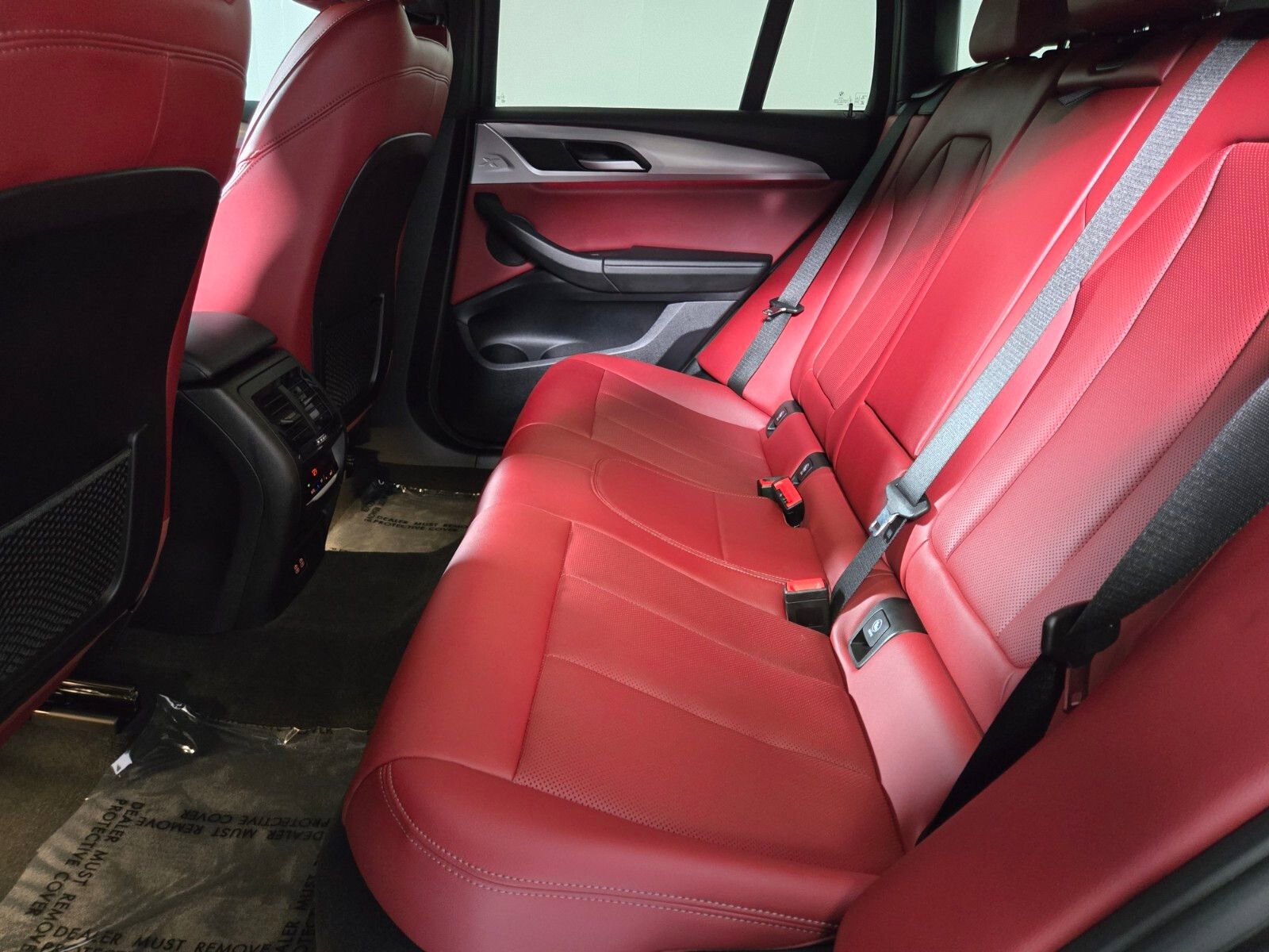 Used 2023 BMW X4 xDrive30i w/ M Sport Package image 5