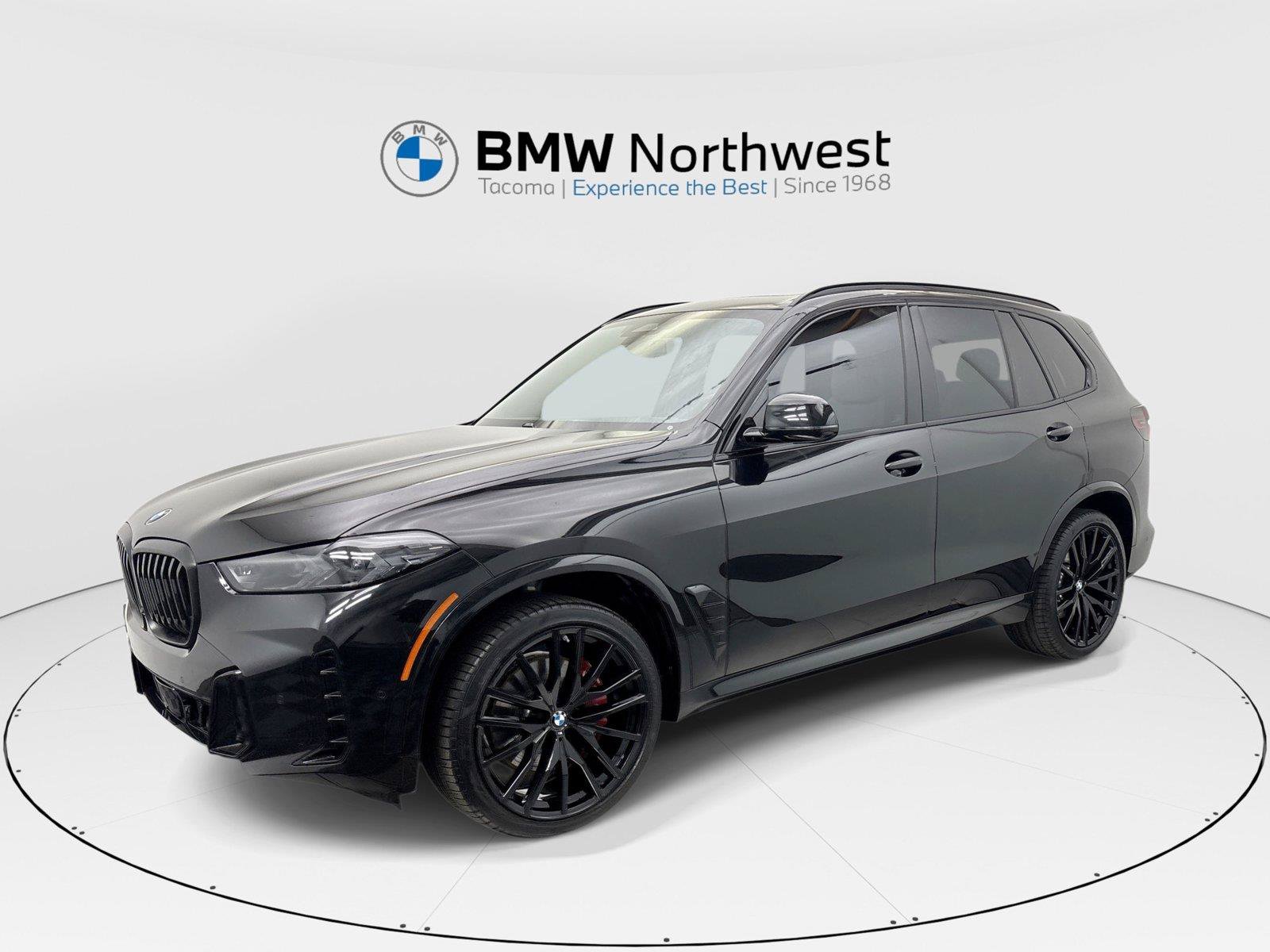 Used 2024 BMW X5 xDrive40i w/ M Sport Package AWD/4WD image 1