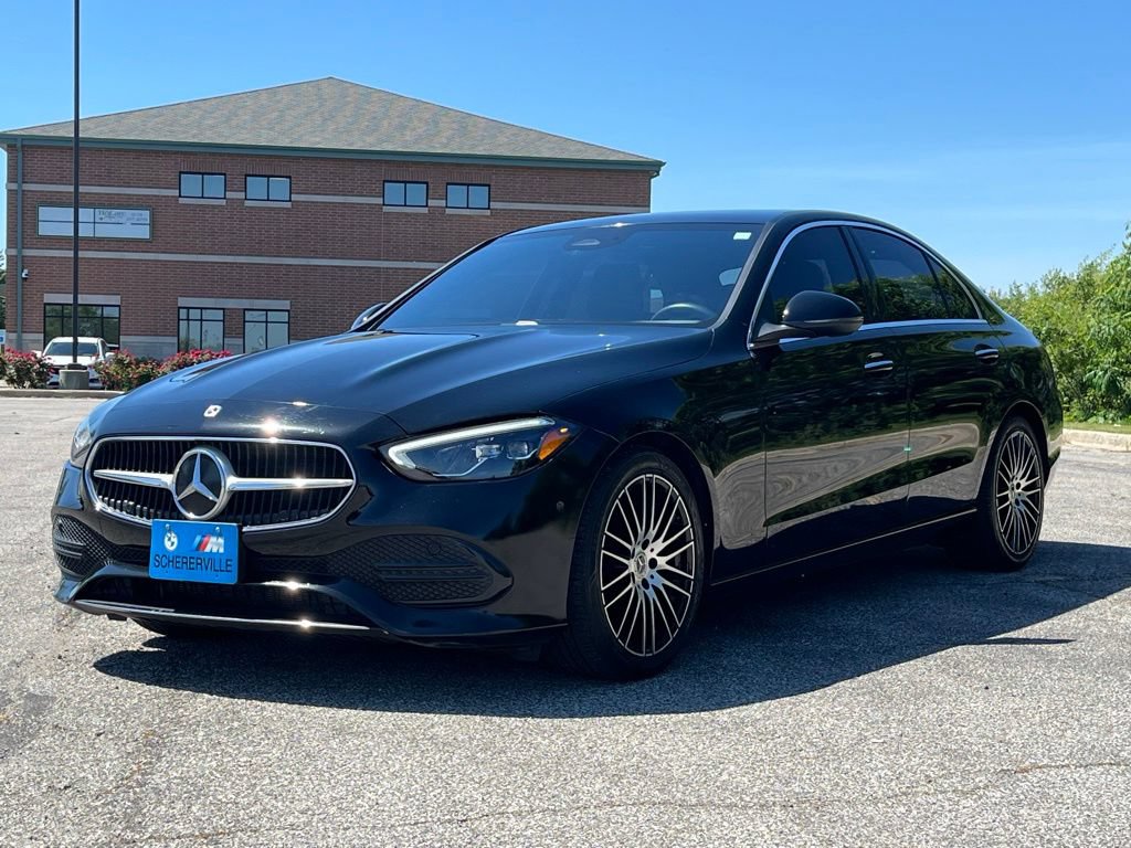 Used 2025 Mercedes-Benz C 300 4MATIC Sedan image 3