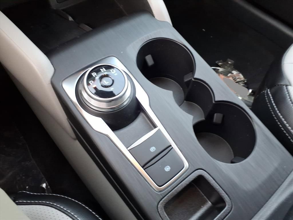 New 2026 Ford Escape SE w/ PHEV Premium Package FWD image 22