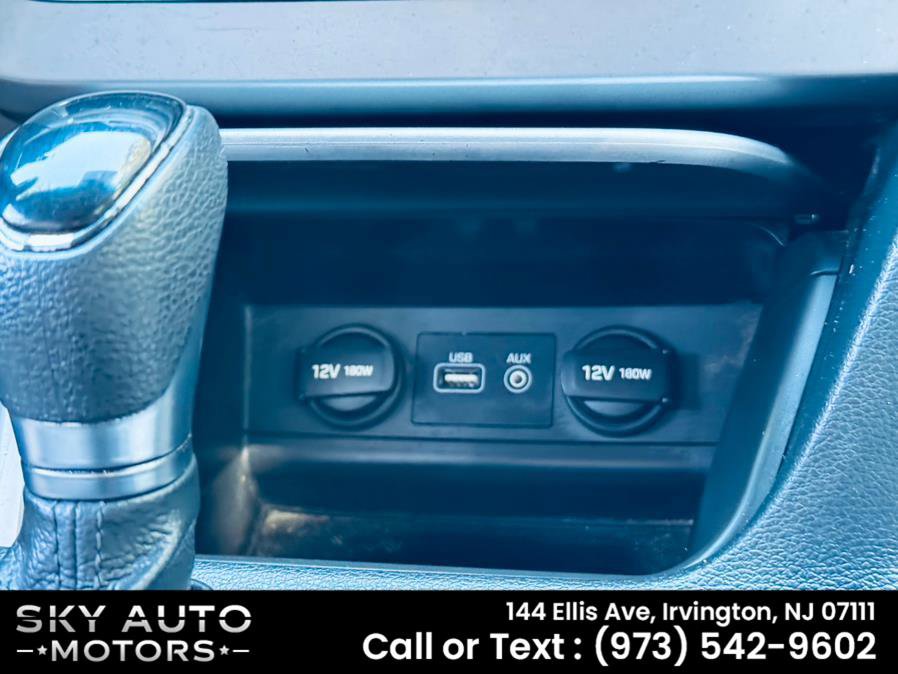 Used 2016 Hyundai Sonata SE FWD image 17