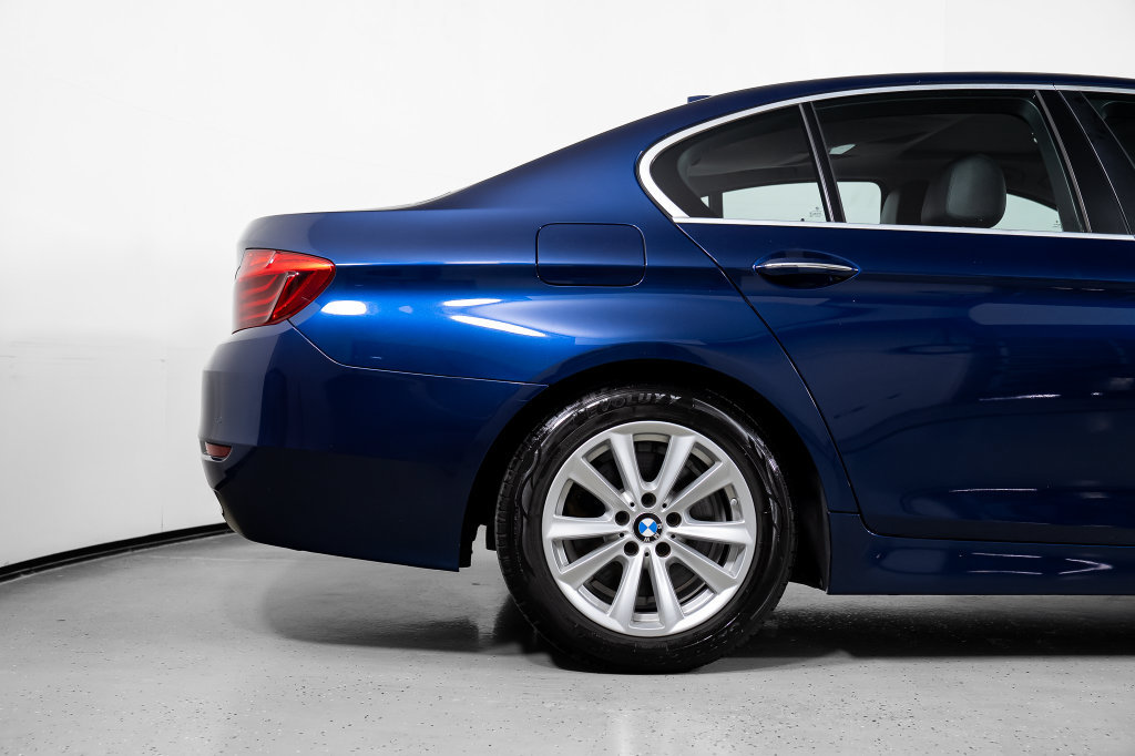 Used 2016 BMW 528i Sedan RWD image 5