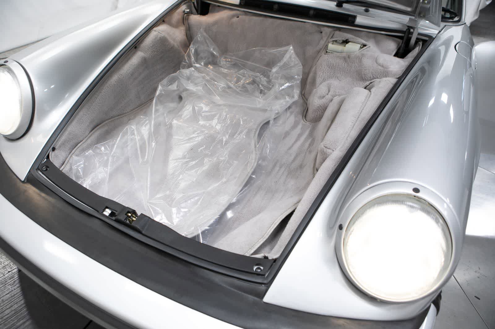 Used 1989 Porsche 911 Carrera image 35
