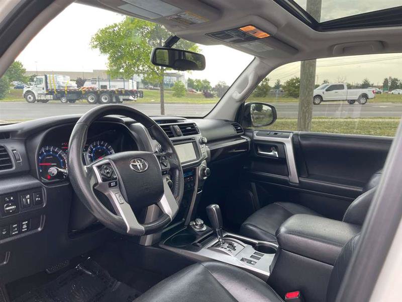 Used 2018 Toyota 4Runner Limited AWD/4WD image 66