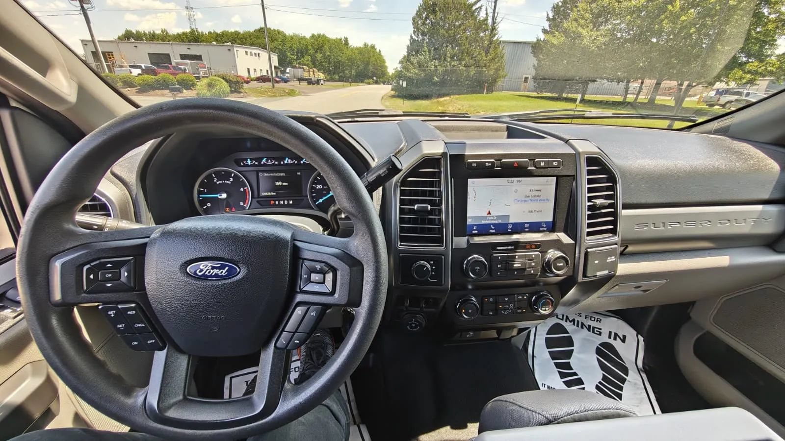 Used 2022 Ford F350 XLT w/ Black Appearance Package AWD/4WD image 20