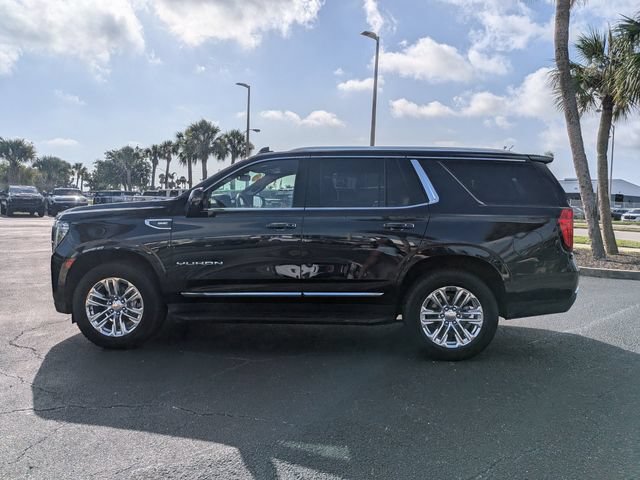 Used 2023 GMC Yukon SLT w/ SLT Premium Package RWD image 7
