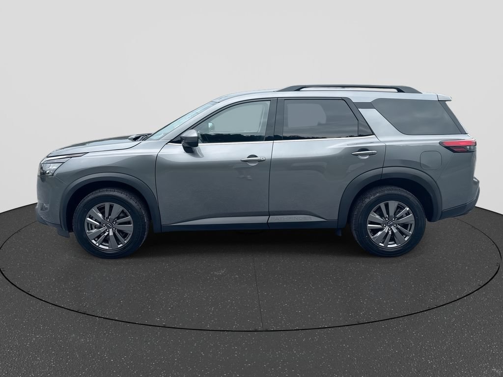 Used 2025 Nissan Pathfinder SV AWD/4WD image 5