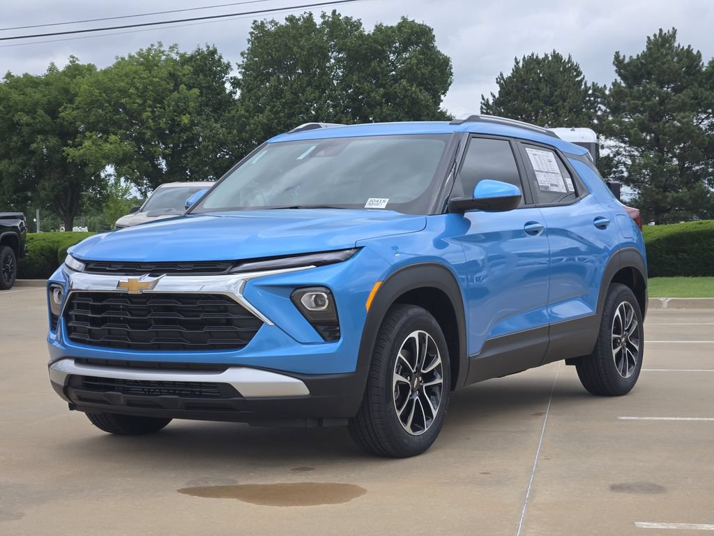 New 2026 Chevrolet TrailBlazer LT FWD image 2